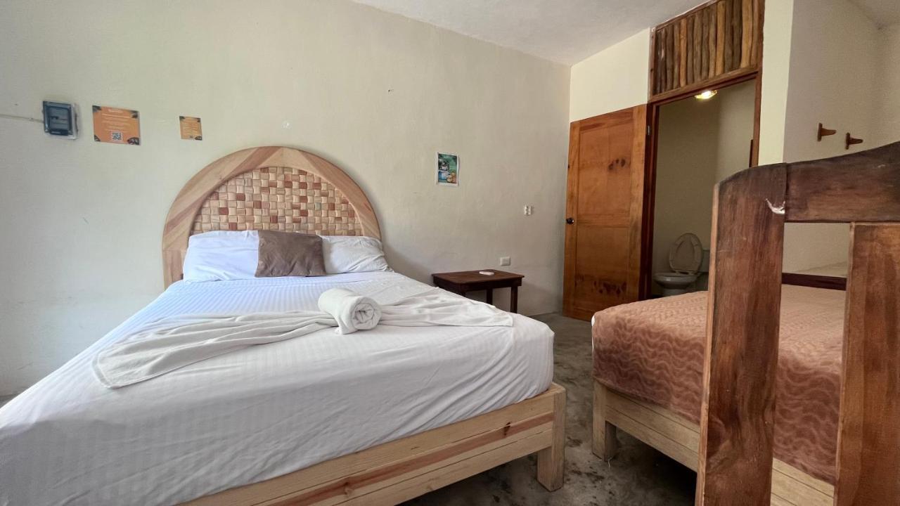 Karen'S Hotel Tulum Pueblo Buitenkant foto